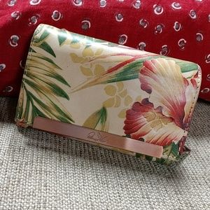 Patricia Nash wallet